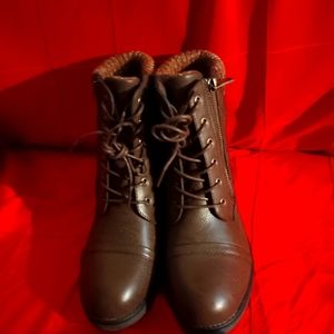 Women's shoes